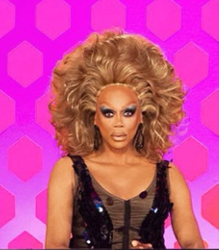 lilwitch705's tweet photo. Aquela coisa: autoestima baixa? Coloque Rupaul https://t.co/QH4YkKjpje