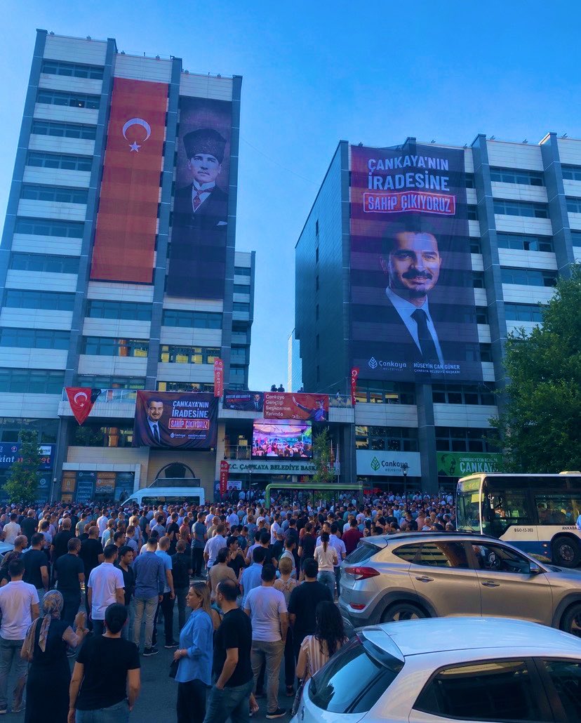 oharakivar's tweet photo. nato bittikten sonra ankaramızın rutin kaosuna geri dönüşü.. https://t.co/FQgkOIUICZ