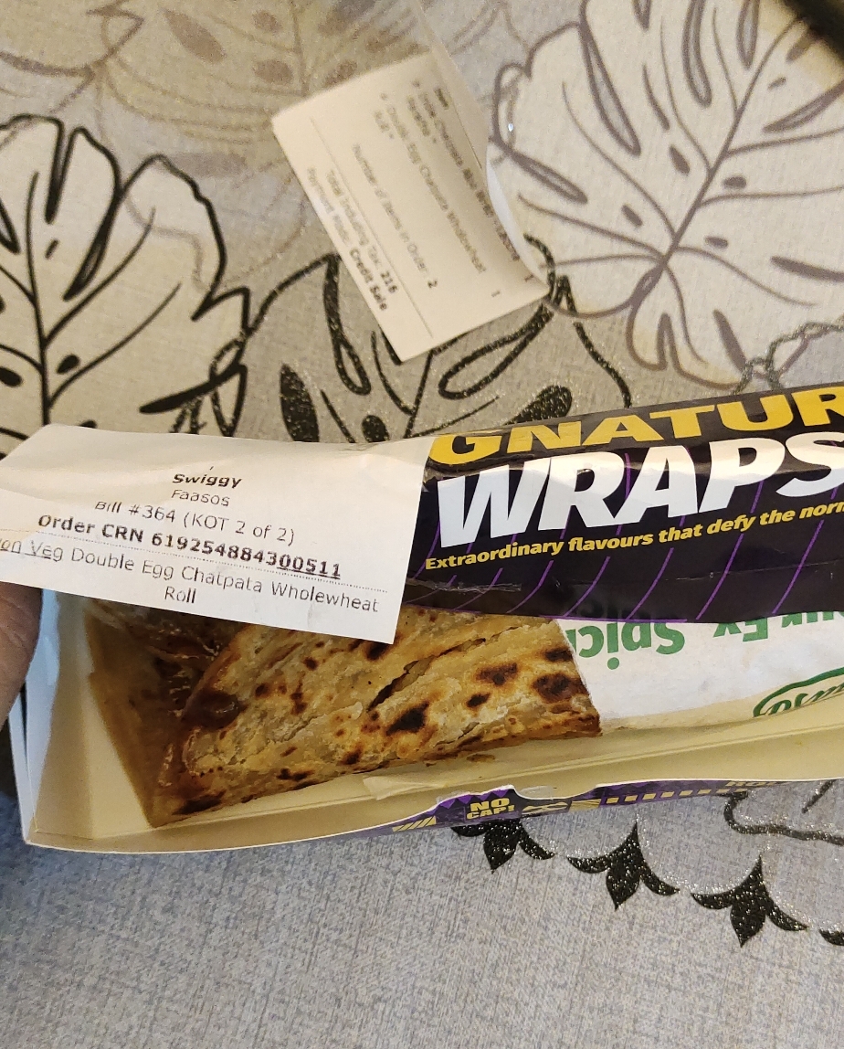 connect_manas's tweet photo. First order on Toing, &amp; they delivered a non-veg roll with a veg tag. This isn't just a mistake it's a serious breach of trust that can hurt one's religious and ethical beliefs. Safe to say, it was also my last order. @Swiggy @faasos
#FoodSafety #ConsumerRights https://t.co/0heSmxoqLJ