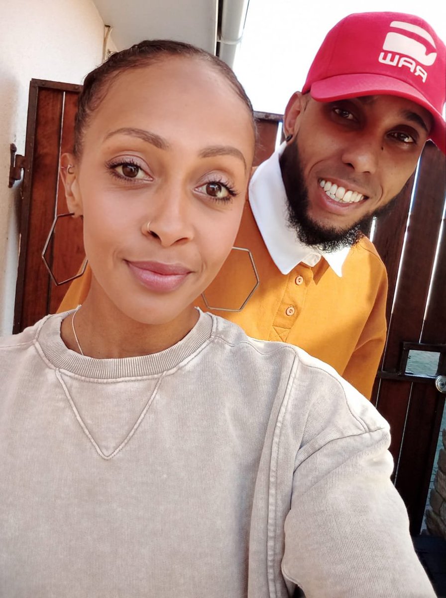 MallyThaG's tweet photo. BACKYARD CHILLIN' WITH MRS 😍🤭🤍🥺 https://t.co/lLcFsRVafR