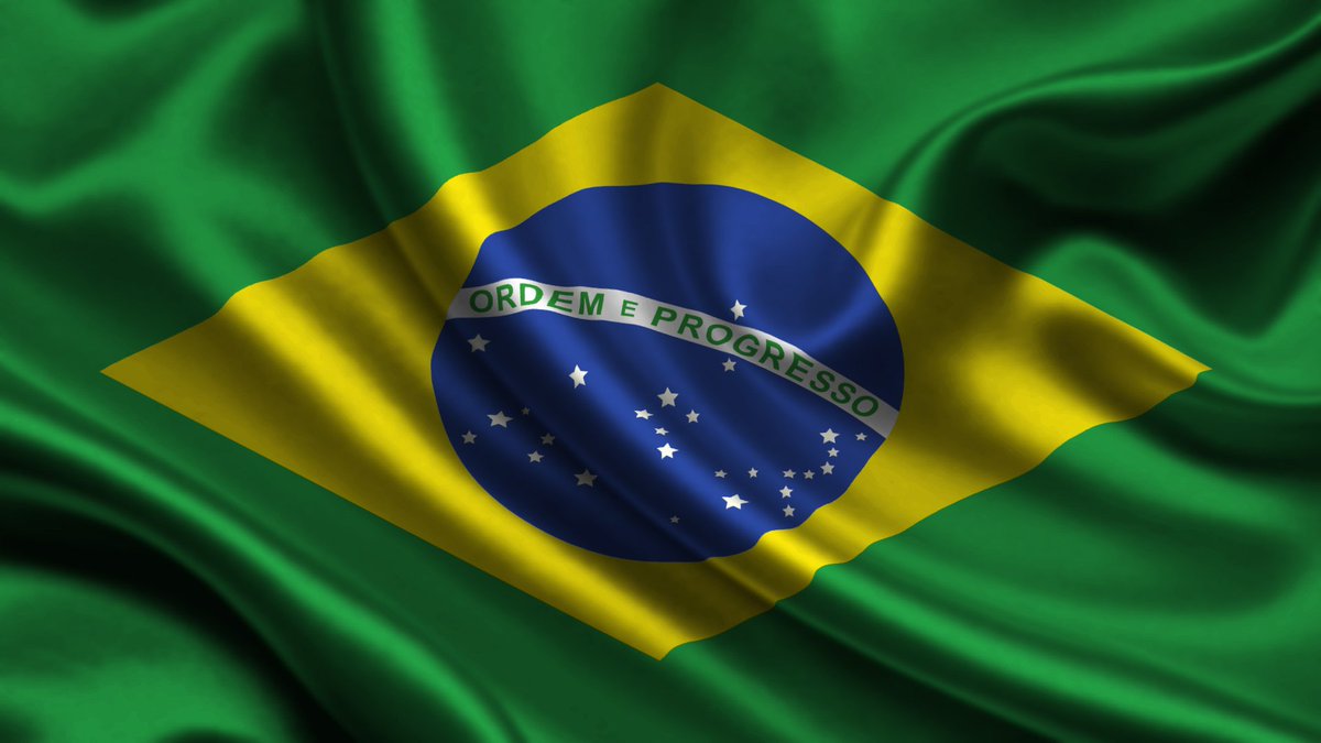 NotiPlay_'s tweet photo. El portal Push Square recopiló información sobre el proyecto de ley que impulsa Brasil para la preservación de los juegos digitales:

▫️ Las editoras deberán informar de forma clara si un juego depende de servidores en línea al momento de la compra.
▫️ El soporte para los juegos en línea deberá mantenerse durante al menos 2 años.
▫️ Las editoras deberán avisar con un mínimo de 180 días de antelación antes de cerrar un servicio, notificándolo dentro del juego, en sus redes sociales oficiales y por otros medios.
▫️ Tras el cierre de un juego en línea, las empresas deberán optar por una de estas medidas: lanzar una actualización para permitir el modo offline, proporcionar herramientas para que la comunidad mantenga el juego activo o reembolsar a los jugadores de forma proporcional al tiempo que hayan invertido en él.
▫️ El incumplimiento de estos requisitos conllevará multas.

Además, el congreso solicitó que se investigue a PlayStation por su decisión de abandonar el formato físico.