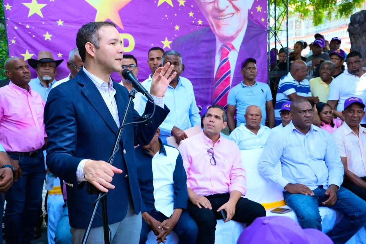 keilin_mota's tweet photo. Más miembros llegan al PLD.

Municipio Galván, el Secretario General del PLD, Jhonny Pujols juranta nuevos miembros y reinaugura nuevo local. AVANZAMOS! https://t.co/zJ3SV63bu3
