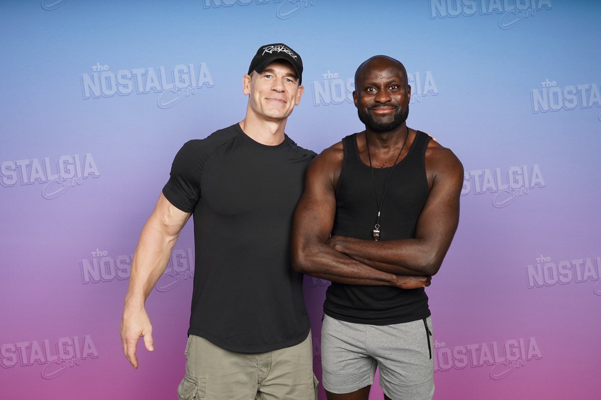 BurtBronx's tweet photo. John Cena smiled, shook my hand, and laughed when I explained what BURT stands for and pointed out that we were both wearing black tops.

I’d definitely be down for some punch play and bro beatdown sessions with him. 
@JohnCena https://t.co/rzlpcKbkmb