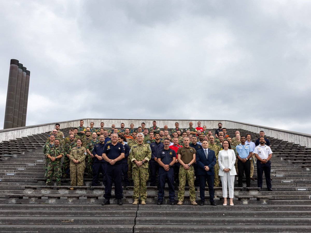 RCAFOperations's tweet photo. Together, @RCAF_ARC, Portuguese, Spanish and French SAR crews cooperated for an intense week of rescues in challenging conditions. In a combined effort they conducted simulated land and sea missions for a person in water, stricken vessels, cliff rescues and more.
#SAR https://t.co/oWJhCbjdrG