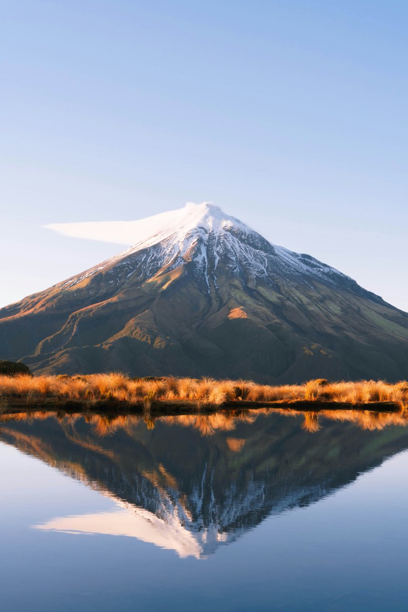 earthcurated's tweet photo. "Can we all just agree that New Zealand is Beautiful.?" https://t.co/20lFFemlfx