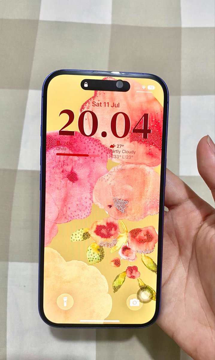cappucitoz's tweet photo. WTS Iphone 16 128gb Ultramarine ex Ibox

- BH 92%
- garansi exp 19 July
- fullset box dan charger
- free case

price 12.500.000
boleh dm buat detailnya ya https://t.co/SYVekZlZxY
