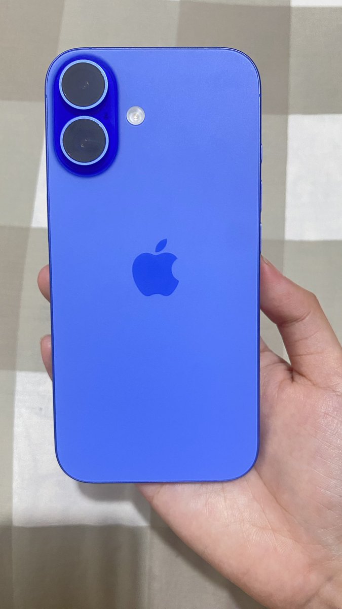 cappucitoz's tweet photo. WTS Iphone 16 128gb Ultramarine ex Ibox

- BH 92%
- garansi exp 19 July
- fullset box dan charger
- free case

price 12.500.000
boleh dm buat detailnya ya https://t.co/SYVekZlZxY