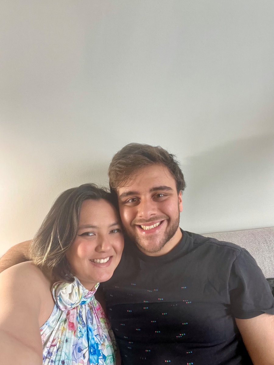 1Faalsen's tweet photo. @fncvhs Me and my bf I met at Masters Toronto https://t.co/olR8Hzx4PT