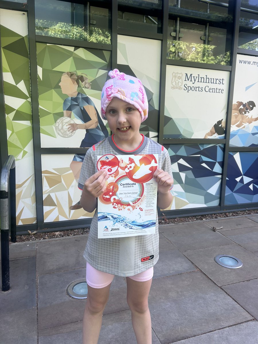 deano89blades's tweet photo. @IntakeSchool ES Y3B achieving her next level certificate and badge at swimming this weekend! https://t.co/uiPiRhLpfZ