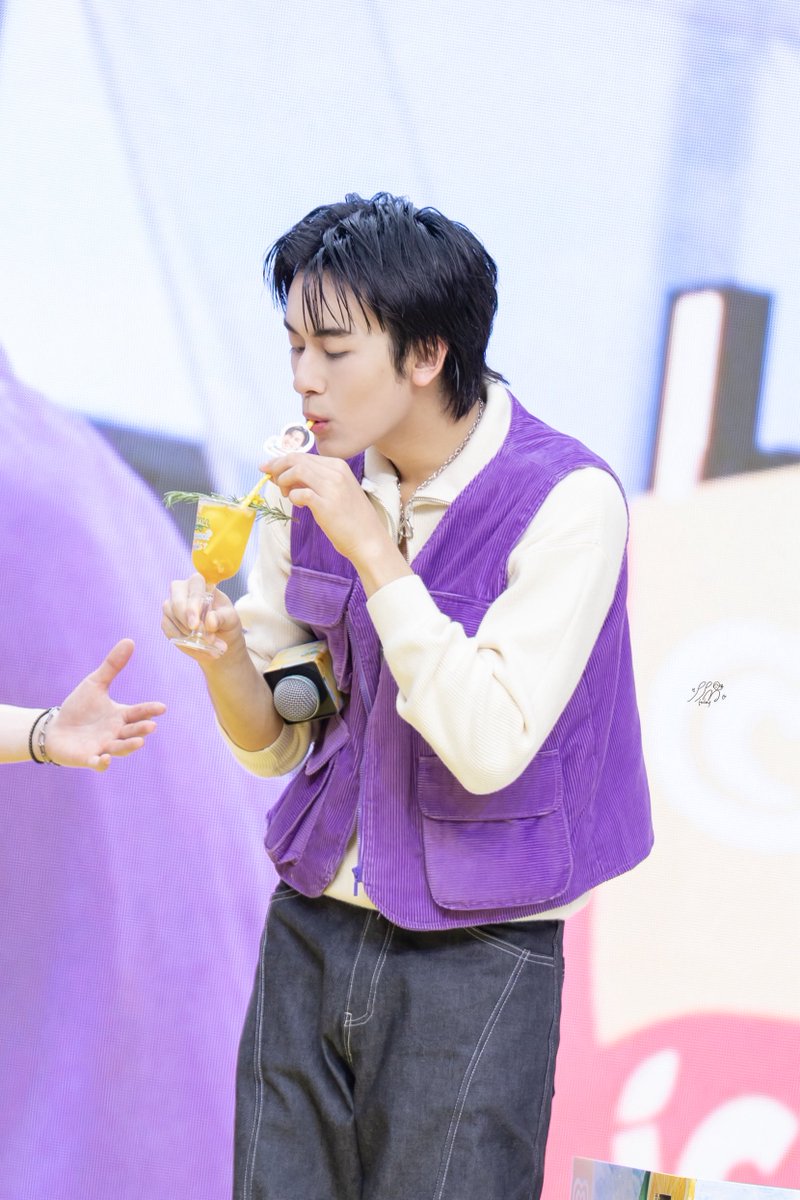 ppmd2p's tweet photo. ชิมจริงจังมากก 
#IceBallxPROXIE #PROXIEChokun #PROXIEGorn #PROXIEth https://t.co/ntGWUrqXMg