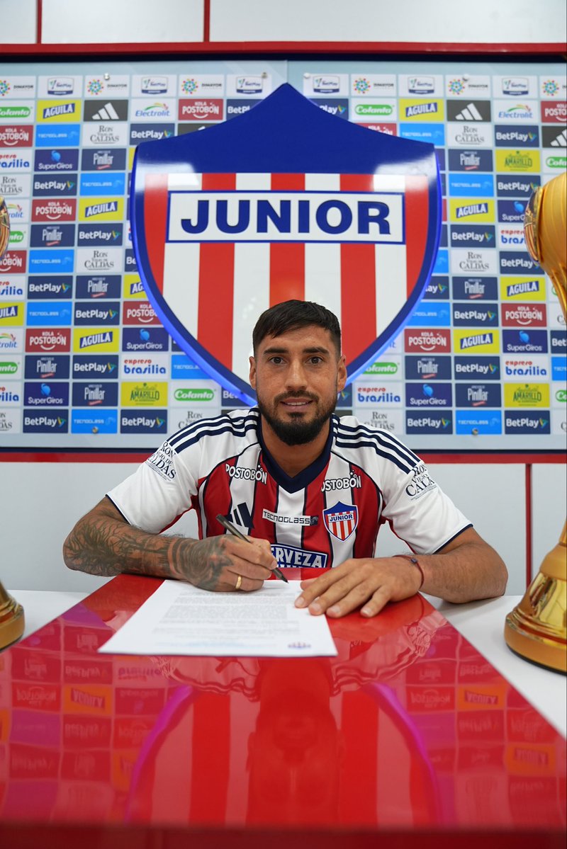 JuniorClubSA's tweet photo. “VENIR AL BICAMPEÓN ES UN RETO MUY GRANDE PARA MÍ” | Francisco Fydriszewski 
Mira la entrevista completa aquí ⬇️
https://t.co/aVZEdzO9Pj https://t.co/yqipNqXf9V