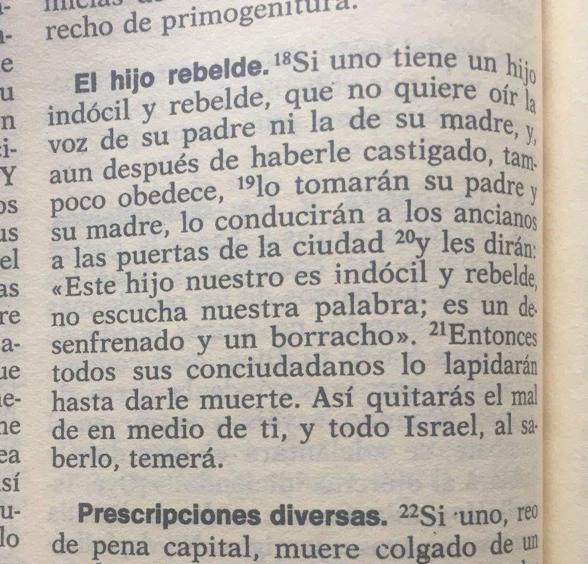 cleporati's tweet photo. Soluciones bíblicas para hijos rebeldes *.

* de suerte que mis padres eran ateos https://t.co/bOCHMXpOEh