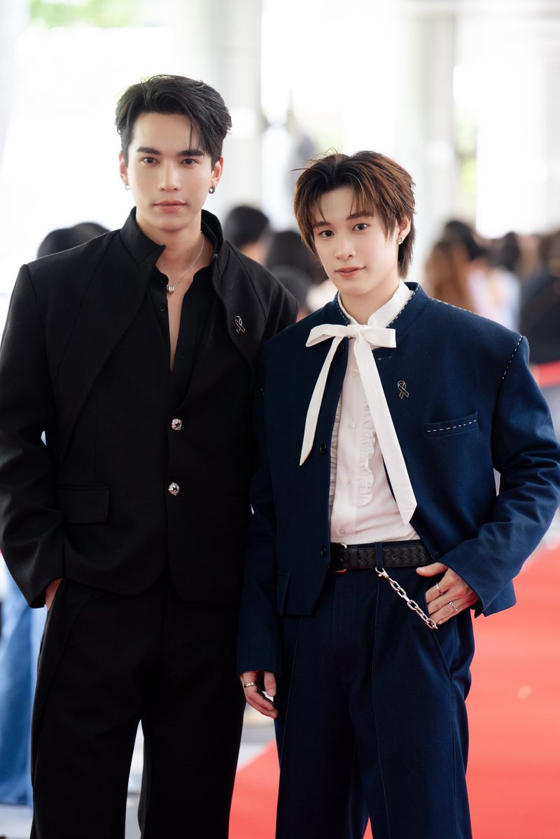 DomundiTV's tweet photo. จบลงไปแล้วสำหรับงานประกาศรางวัลโทรทัศน์ทองคำครั้งที่ 40 🏆

ขอขอบคุณทุกรางวัลจากงานประกาศรางวัลโทรทัศน์ทองคำครั้งที่ 40 ✨

รางวัล ละครองค์ประกอบศิลป์ดีเด่น
🏆 ซีรีส์ เขมจิราต้องรอด Khemjira The Series 

ขอขอบคุณ “งานประกาศรางวัลโทรทัศน์ทองคำครั้งที่ 40” ที่ให้เกียรติ “แม้ก” “ณฐ” “ติวเตอร์” “ยิม” และ “ปัง” ได้มาร่วมเป็นส่วนหนึ่งของงาน และได้มาร่วมเป็นผู้ประกาศรางวัลในงานวันนี้นะคะ

ขอขอบคุณแฟน ๆ ทุกคนที่มาเจอกัน รวมถึงแฟน ๆ ที่ส่งกำลังใจมาให้หนุ่ม ๆ ดูมันดิด้วยนะคะ 🫶🏻✨

#โทรทัศน์ทองคำครั้งที่40
