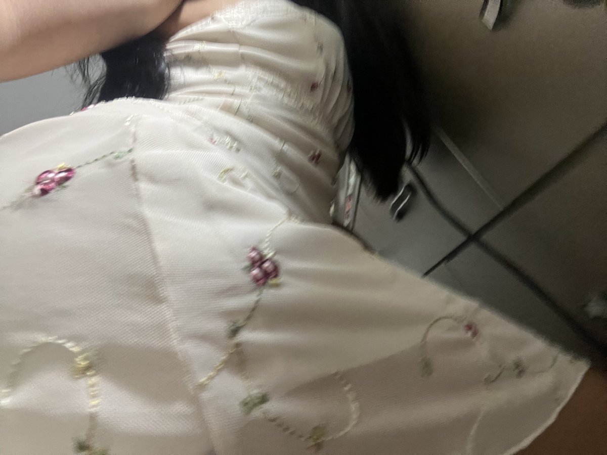 Sacredempresss's tweet photo. Hi <3  
#findom #domm #paypig #gooner https://t.co/xtLyVkG0nY