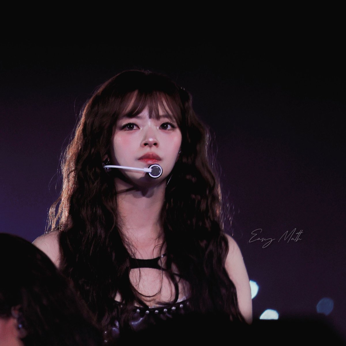 Easy_Math1101's tweet photo. ICU LOOKIN AT MY PIC
260711 Seoul D2
#JEONGYEON #정연 #ジョンヨン
#TWICE #트와이스 #トゥワイス
#TWICE_THISISFOR_WORLD_TOUR_IN_SEOUL https://t.co/MbNUFjgjiz