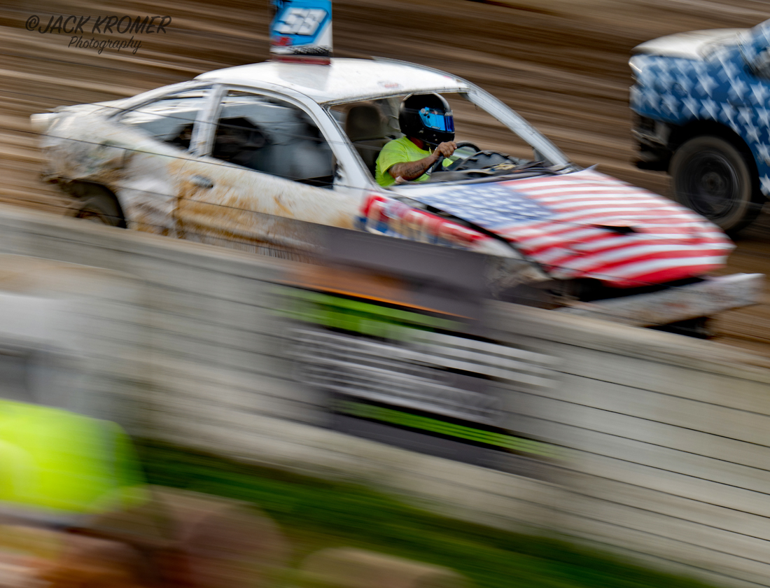 kromerpics's tweet photo. Junk Car race at Lorah's Truck and Tractor Pulls https://t.co/3ULXmxBLZK