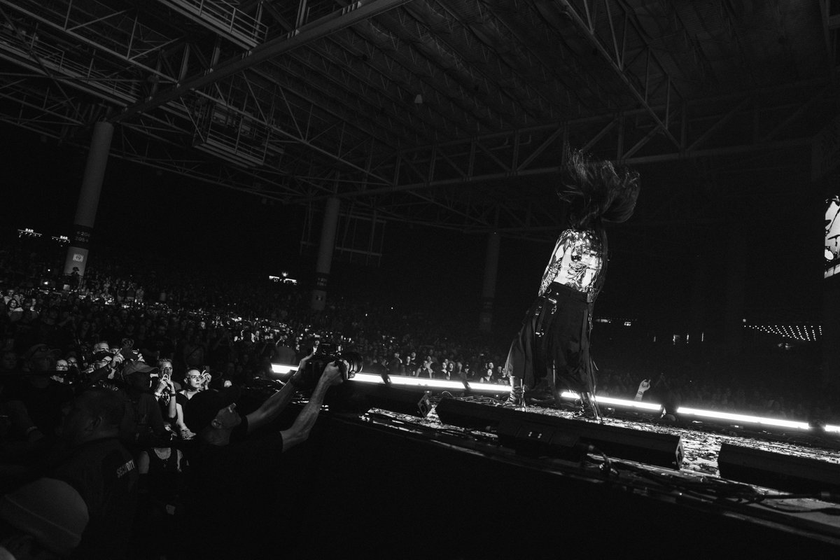 evanescence's tweet photo. Noblesville, IN 7.9.26 Part 4

📷 @thiswildbemis https://t.co/zWCaBtv6m9