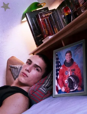 25_Lucifer9's tweet photo. A 15-year-old hacked NASA in 1999.

Not just browsed around.
Actually shut it down.

NASA had to suspend operations for 21 days while they figured out what happened.
The fix cost $41,000.

The kid was put under house arrest.

1/3 https://t.co/Z7c29MGO9o