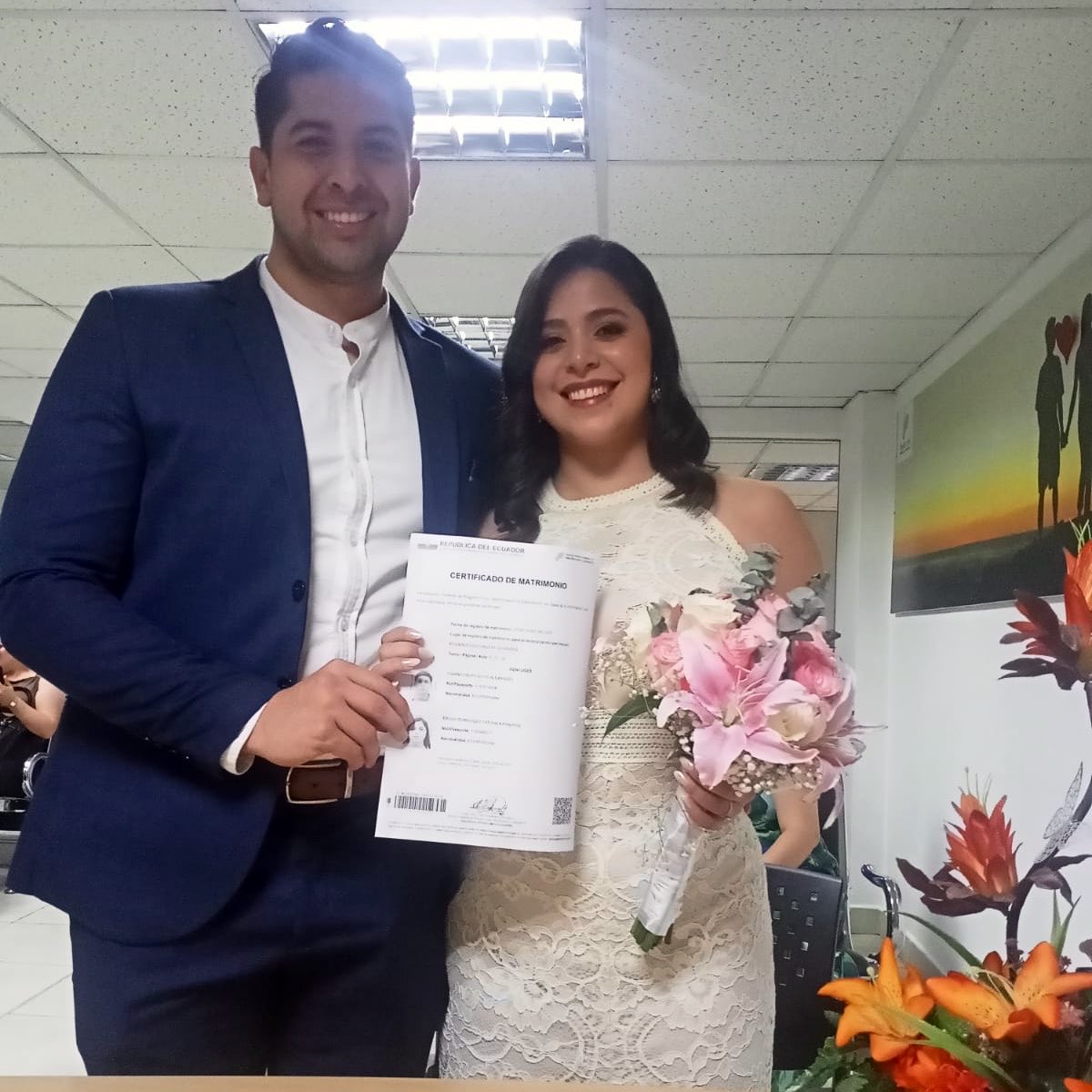 RCivil_Zona7's tweet photo. LOJA📍| ¡El amor no tiene horario y en el Registro Civil lo celebramos los sábados! 💍

🤵‍♂️👰‍♀️ David y Tatiana  dijeron "sí, acepto" 💍 y sellaron su amor en su matrimonio civil este #SábadoDeRegistroCivil.

¡Felicidades a los recién casados! 🥂 https://t.co/xozrumEJP4