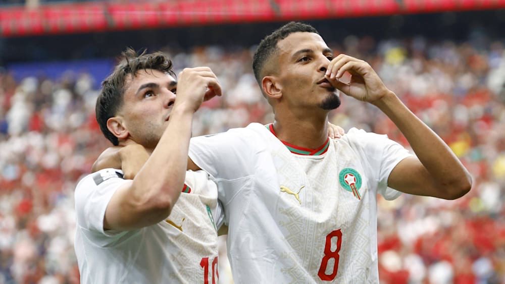 Inside_020's tweet photo. 🚨🇲🇦 MORE: There is a release clause of €25M in Azzedine Ounahi’s contract. 

Ajax are trying to negotiate the price. Míchel is convinced of the player. #Ajax

[🎖️: @FabrizioRomano] https://t.co/5Q901RGlIG