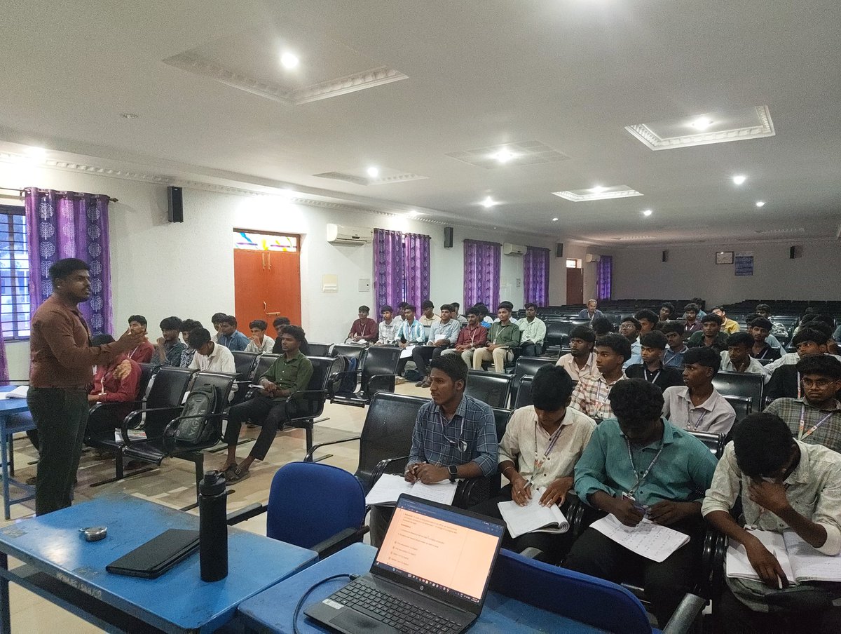 mpnmjec's tweet photo. 10.07.2026 MPNMJ Engineering College Name : poonkundran s
Subject: Direction and critical reasoning 
Department: mech eee 2nd year https://t.co/UFW1KaInSa
