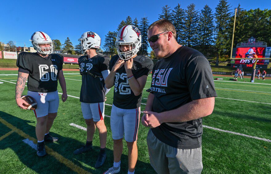 Jimterwilliger's tweet photo. Want to take a minute to wish a Happy Birthday to a member of our family, @CoachAjMonc ‼️I hope you enjoy your day!  𝐖𝐀𝐑𝐑𝐈𝐎𝐑𝐒4️⃣𝓛𝓲𝓯𝓮

#BLOOD𝘙𝘜𝘕𝘚𝐓𝐇𝐈𝐂𝐊💯 https://t.co/ZQGs5psfrU