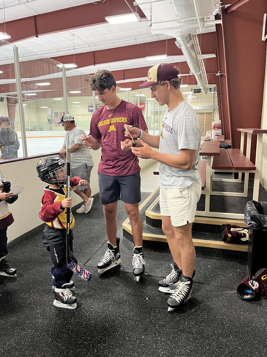 OtterTailCounty's tweet photo. We've got a couple @GopherHockey players in town for another #lakelife visit. Starting the day with a morning skate in Fergus Falls. We are proud sponsors of @GopherSports and proud partners of @DTAthletes #PrideonIce #SkiUMah #Minnesota https://t.co/Bdq9lJrlvD