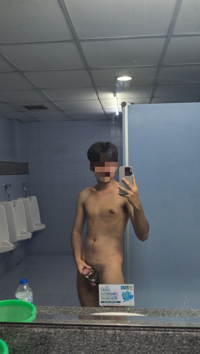 HogoOut's tweet photo. แอบซนหน้ากระจก🫢
#Outdoor #ควยมหาลัย https://t.co/UGPDB2xZ9T