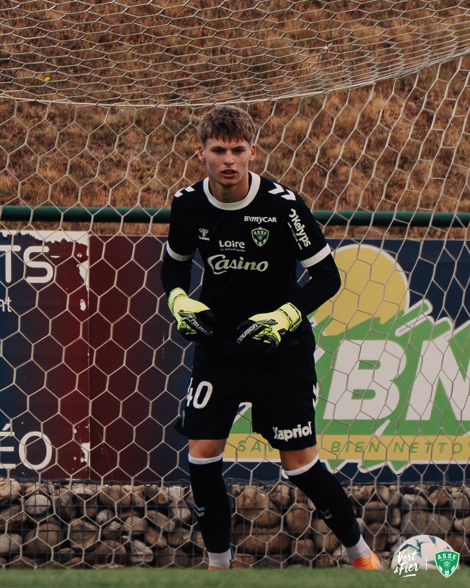 ASSEofficiel's tweet photo. 89e : On approche du temps additionnel dans cette rencontre qui voit plusieurs membres de la #GénérationVerte faire leurs premiers pas avec les professionnels ! 

💚 2-2 🔴 #ASSEFCBB - #LaPrepa26 https://t.co/blVIqezuGW