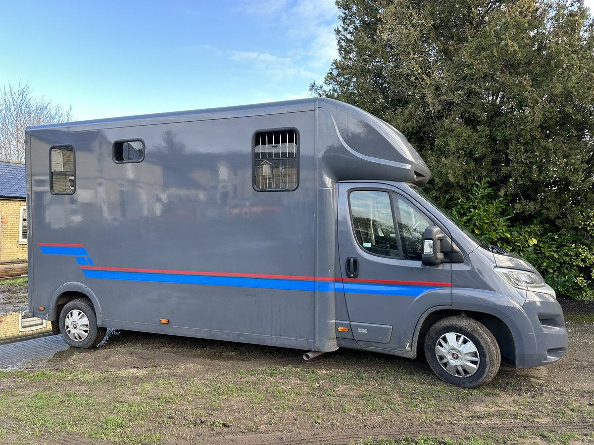 CollingsBerry's tweet photo. Our horsebox was stolen today from our yard in Exeter Road, Newmarket between 12 noon and 3.30pm. If anyone has any information as to its whereabouts we would be very grateful to hear from you. All shares very much appreciated. https://t.co/E5tl3RL4bD
