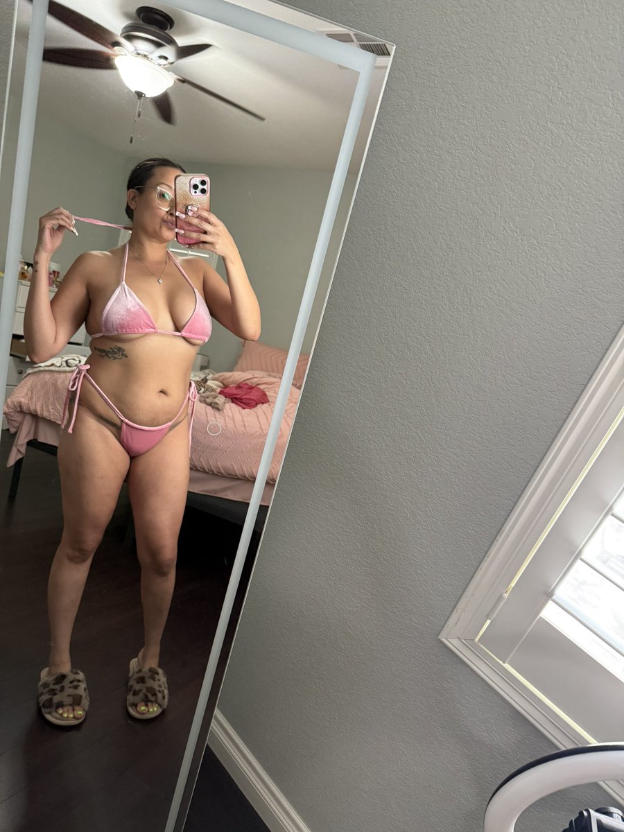 tanfeetss's tweet photo. Las Vegas I can see you TONIGHT✨ but you need to hmu NOW💋 https://t.co/Hcu81o3iR0