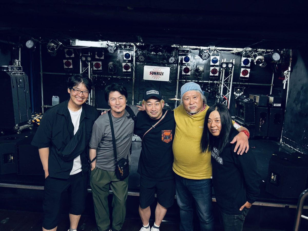 PINE_PUNX's tweet photo. 両国SUNRIZE でのブチ上がりツーマン！
最高でございました。

GARLICBOYS 
MUSHAxKUSHA 
遊びに来てくれた皆さん
ありがとございました！ https://t.co/kr0ZsW0lJN