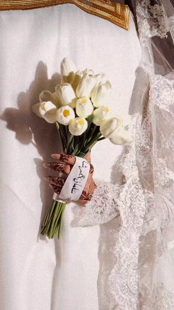 sxjinij's tweet photo. Celebrating love🤍💍 https://t.co/QUOkCsUpQ8