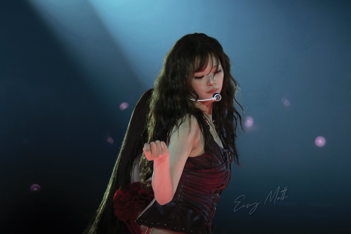 Easy_Math1101's tweet photo. Zoom in▶️
260711 Seoul D2
#JEONGYEON #정연 #ジョンヨン
#TWICE #트와이스 #トゥワイス
#TWICE_THISISFOR_WORLD_TOUR_IN_SEOUL https://t.co/XtCnDYYUeB
