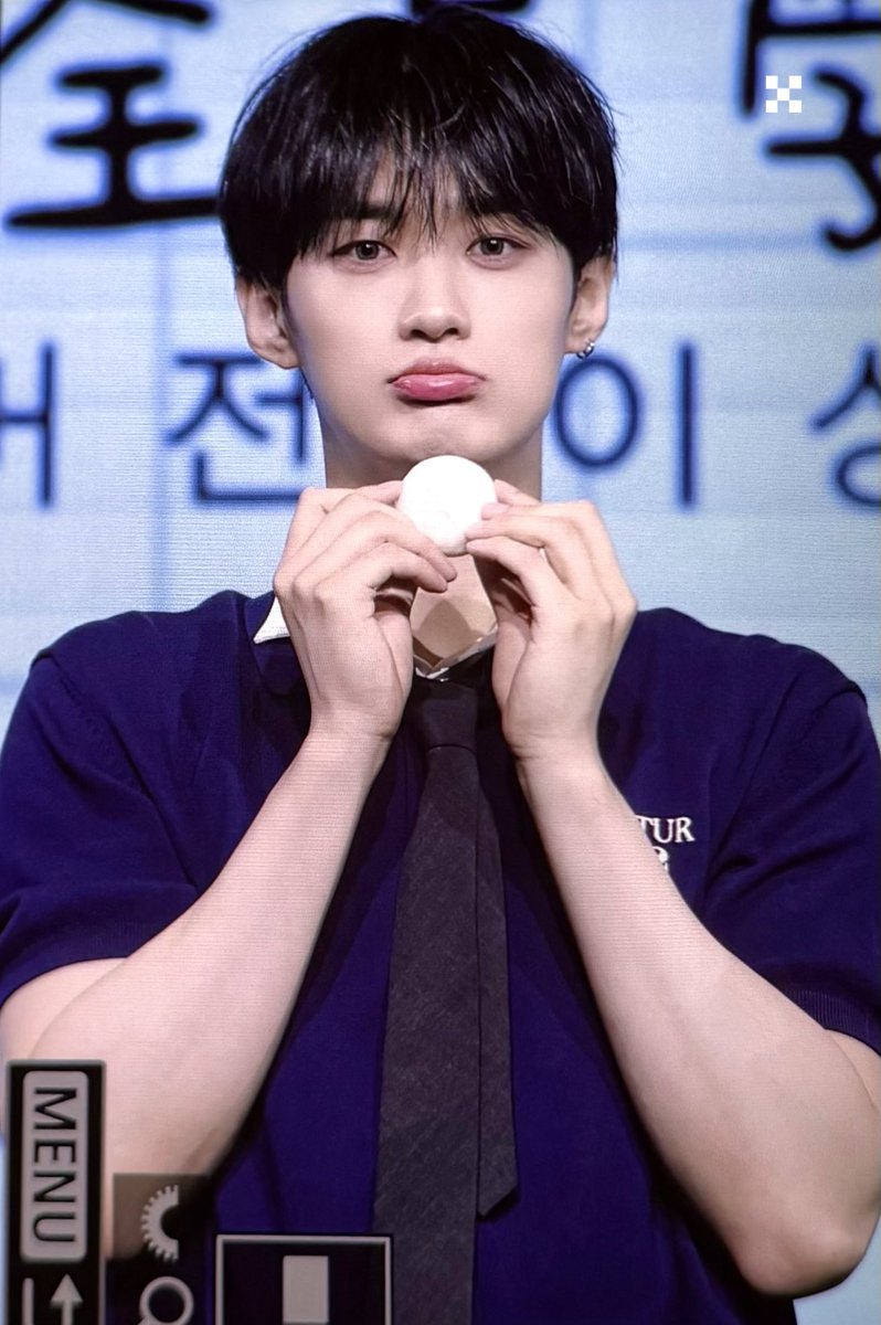 NOCONTEXTYS's tweet photo. 260711 prev
울먹 샤오룽바오 😿  
#용승 #YONGSEUNG #베리베리 #VERIVERY https://t.co/osOxXm5w1v