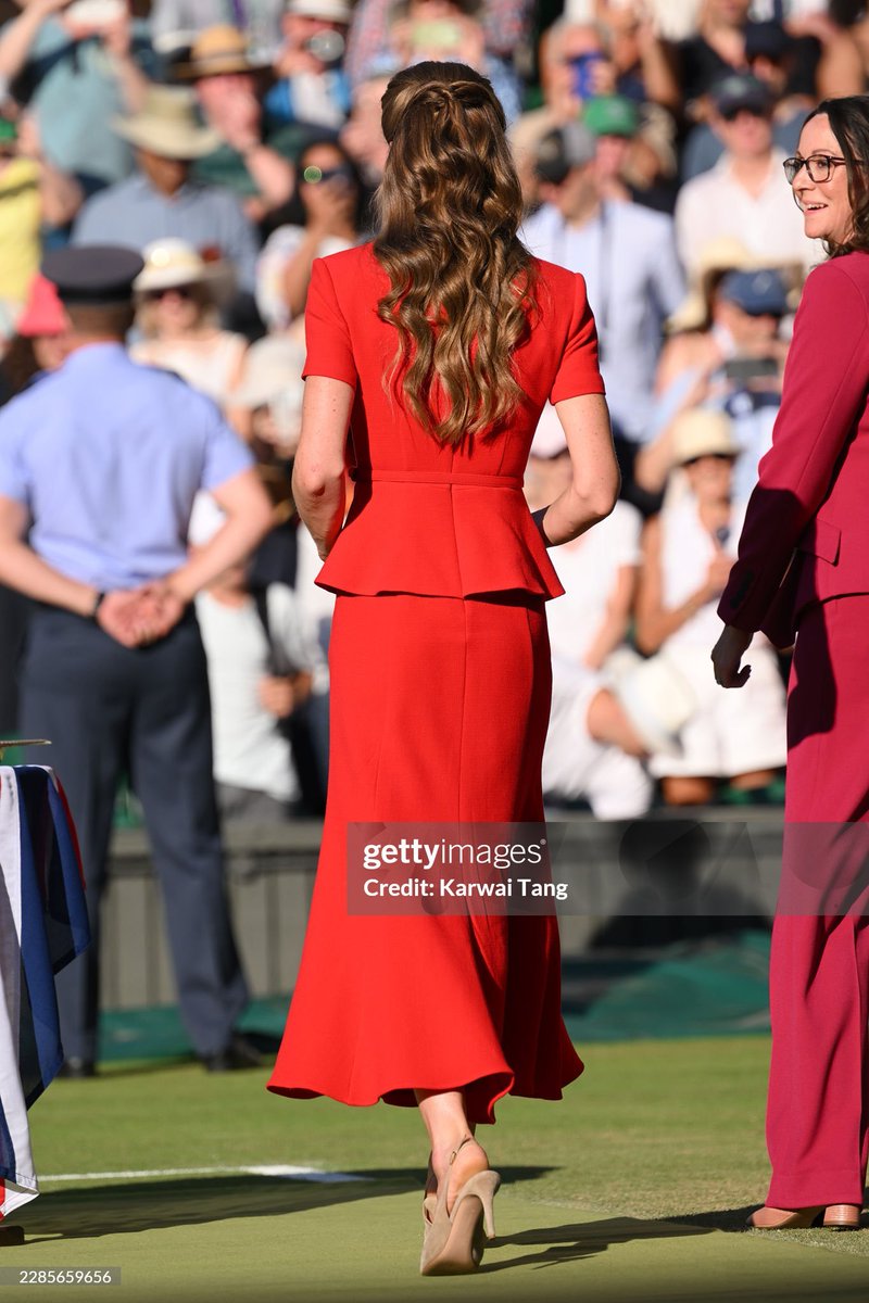 Canellelabelle's tweet photo. The Elegance of this lady♥️🤌🏽
#PrincessofWales https://t.co/UqPTh8iyS4