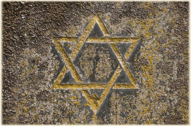 goofylv's tweet photo. https://t.co/E30BtqMTWR

EN — LARRY ROMANOFF: Jews are Destroying Western Society -- Part 2 – Gentiles and the New World Order

https://t.co/E30BtqMTWR https://t.co/fU8HRA62MG