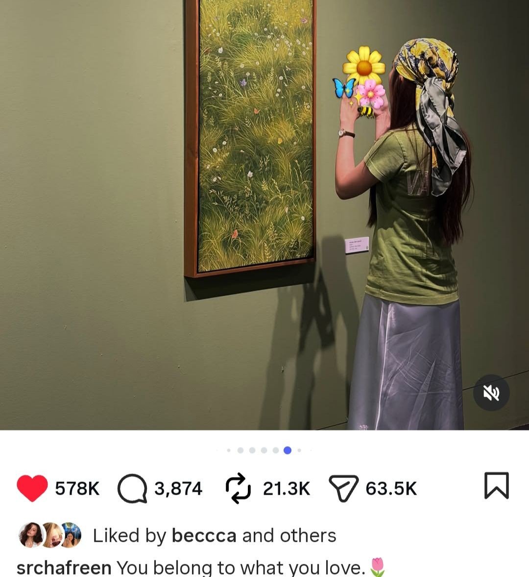 acervofreenbeck's tweet photo. “If I had a flower for every time I thought of you, I could walk in my garden forever.” 🌼🦋🌸

🐝 = BB. https://t.co/qcfAxjvI48