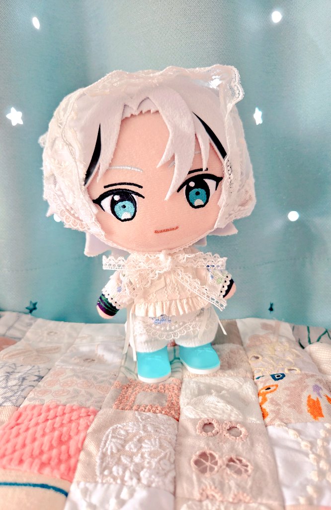 tororo_mofumofu's tweet photo. （@and_Dacquoise）様のお洋服お迎えしました！！
砂糖菓子のようなかわいさの中に静謐さもありとてもとても素敵なデザインのお洋服です。
細かいところも丁寧に仕立てられておりそのお仕事に見れば見るほどうっとりしてしまいました…大事に着せます！この度は素敵なお洋服をありがとうございました https://t.co/dLxbXcQ8a2