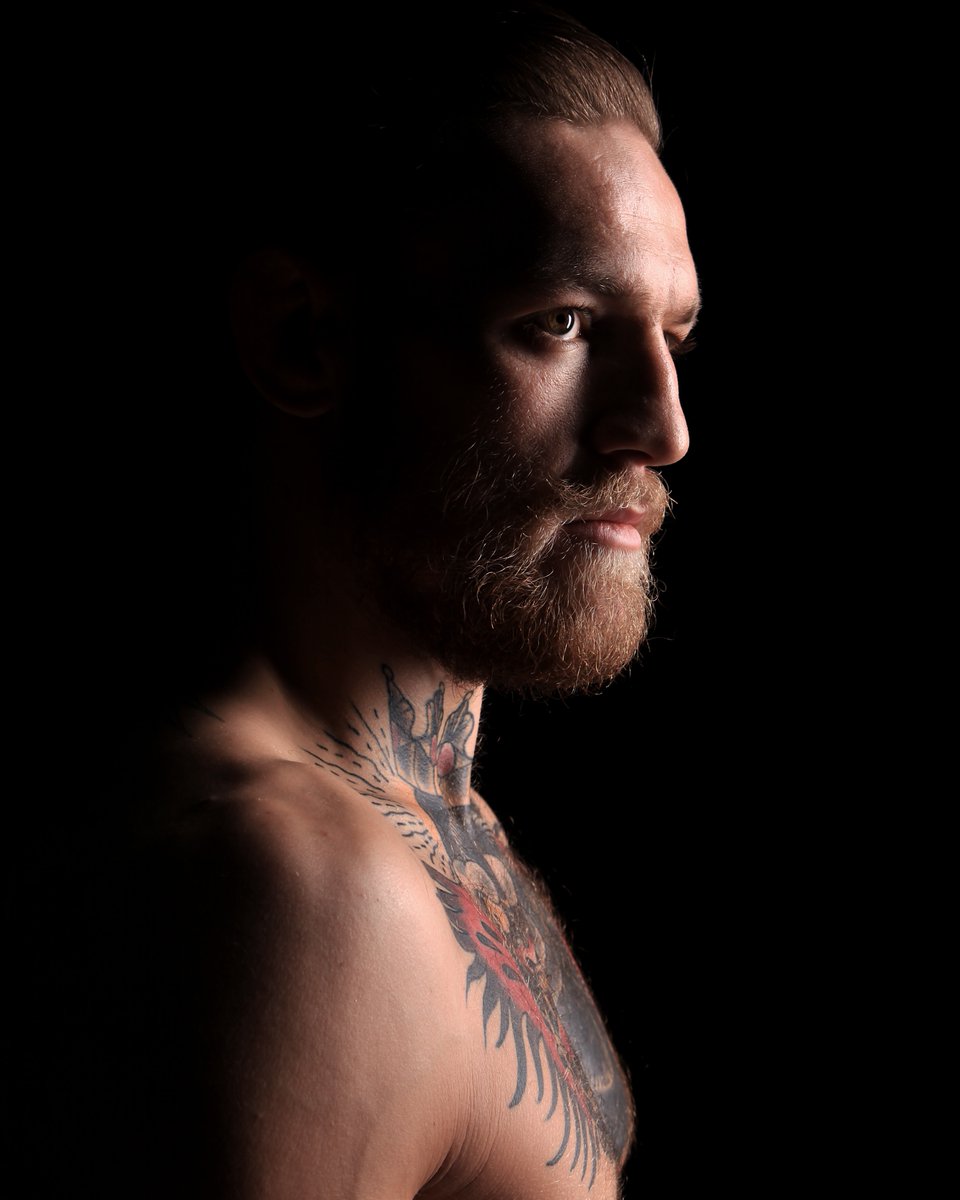 UFCEspanol's tweet photo. El octágono ya lo sabe… algo grande se viene 🥊🔥

#UFC329 | Sáb. 11 Jul | Ver en vivo por @PPlusDeportes https://t.co/sO6imVCK2h