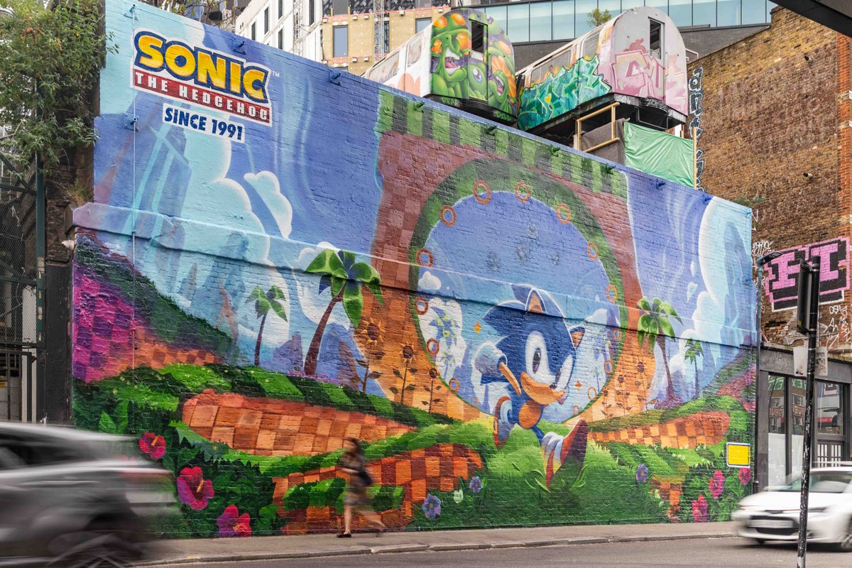 sonic_hedgehog's tweet photo. Due to popular demand, @globalstreetart is keeping three of the Sonic murals live until July 11th across 30 Redchurch, Ebor Street, and Village Underground!

Gotta go fast because once they're gone they're gone!

#SonicArtDash #SonicSpeedCircuit https://t.co/yedjDBLUCZ