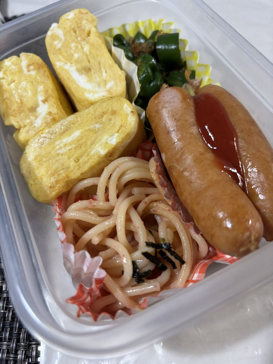 iolite_rio's tweet photo. 今日も今日とて夜勤明け作成弁当(旦那用) https://t.co/h71aryy1kf