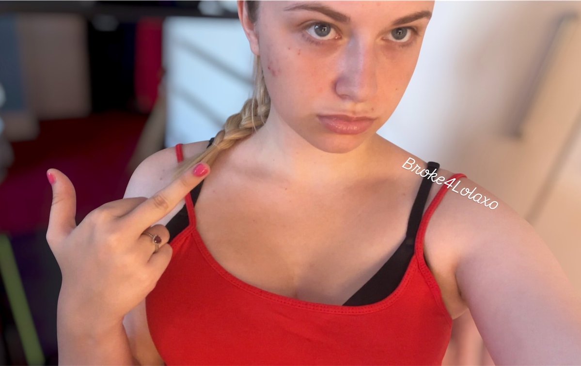 Broke4Lolaxo's tweet photo. You wouldn’t stand a chance https://t.co/8SctDlm3FN