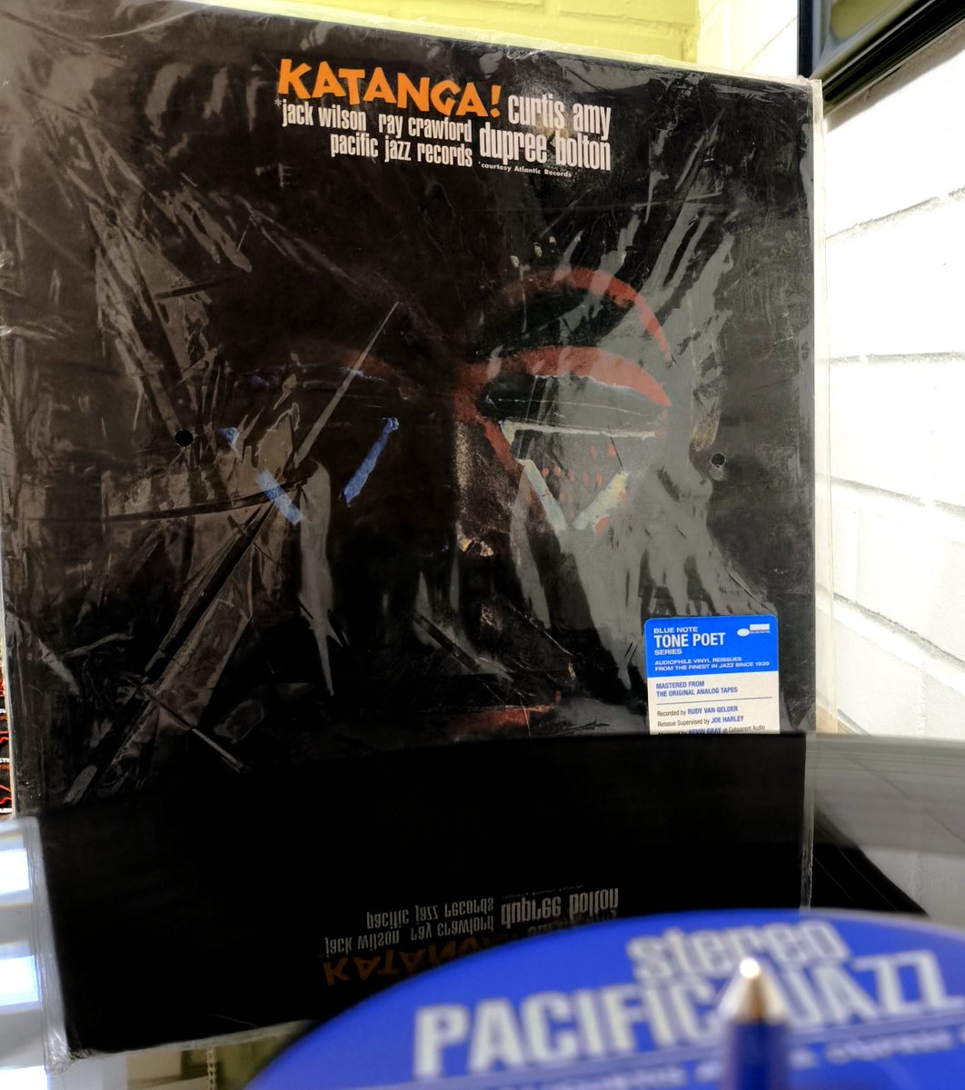 dgaticav's tweet photo. Sonando!!! 🎷🎼🎶 #Katanga #CurtisAmy #DupreeBolton #JackWilson #DougSides #RayCrawford @bluenoterecords @elanarca @Fer_BakyDan @dbustamante1 @JazzCfree lo mejor de la costa oeste, pero con esteroides 💪🏻 https://t.co/rvTocvxLkf