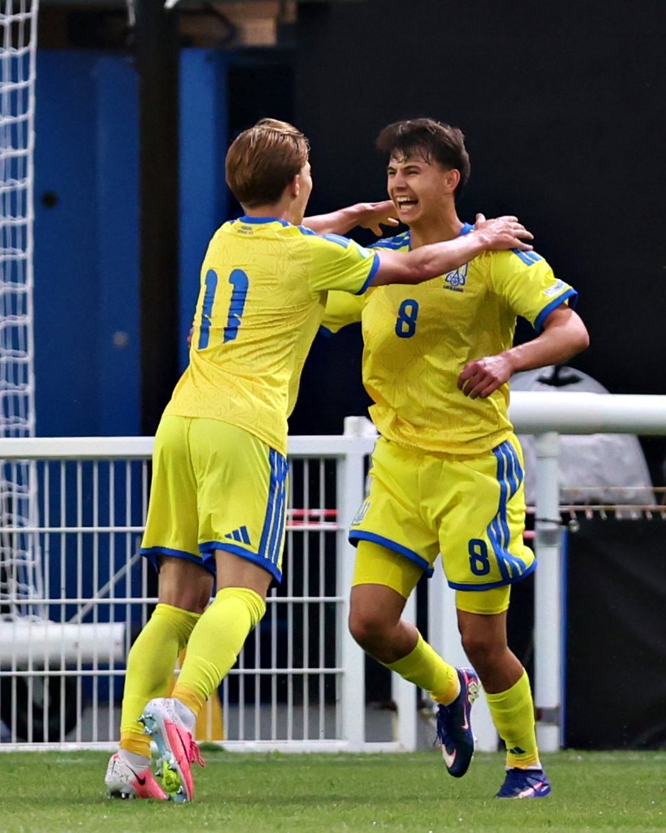 FAWales's tweet photo. Victory for Ukraine in Bangor 💪 https://t.co/CQuzHBni4l
