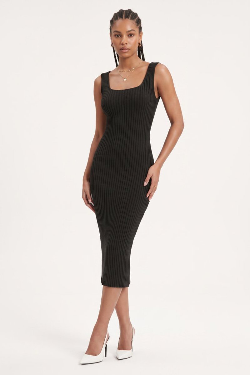Faven_ZA's tweet photo. The ultimate two-in-one wardrobe essential you didn't know you needed.
Transition seamlessly from desk to dinner with this versatile ribbed knit duo. 

Shop the Faven essential collection at the link in our bio.

#FavenStyle #SouthAfricanFashion #LuxuryEssentials #Minimalist https://t.co/T7ReFtspIf