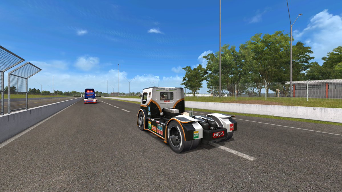 M2402Gaming's tweet photo. #ReizaStudios #FormulaTruck2013 #Formula #Truck #FormulaTruck #Volvo #VolvoFM #JansenBueno #Cars #Vehicles #Gameplay #Showcase #Velopark #Brasil #Brazil #Brazylia #Brasilia #Circuit #Murcielago2402Gaming
https://t.co/UTKkDdwqKl https://t.co/6B03OJvL8X