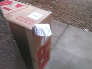 PhantomDT's tweet photo. @FedEx says they delivered my package. 1st pic is their pic of the drop off. 2nd pic is my apartment. Tell me if it makes sense that this was delivered correctly. @FedEx closed my ticket after an "investigation". I'm pissed at this process! https://t.co/HPnaJOAy8w