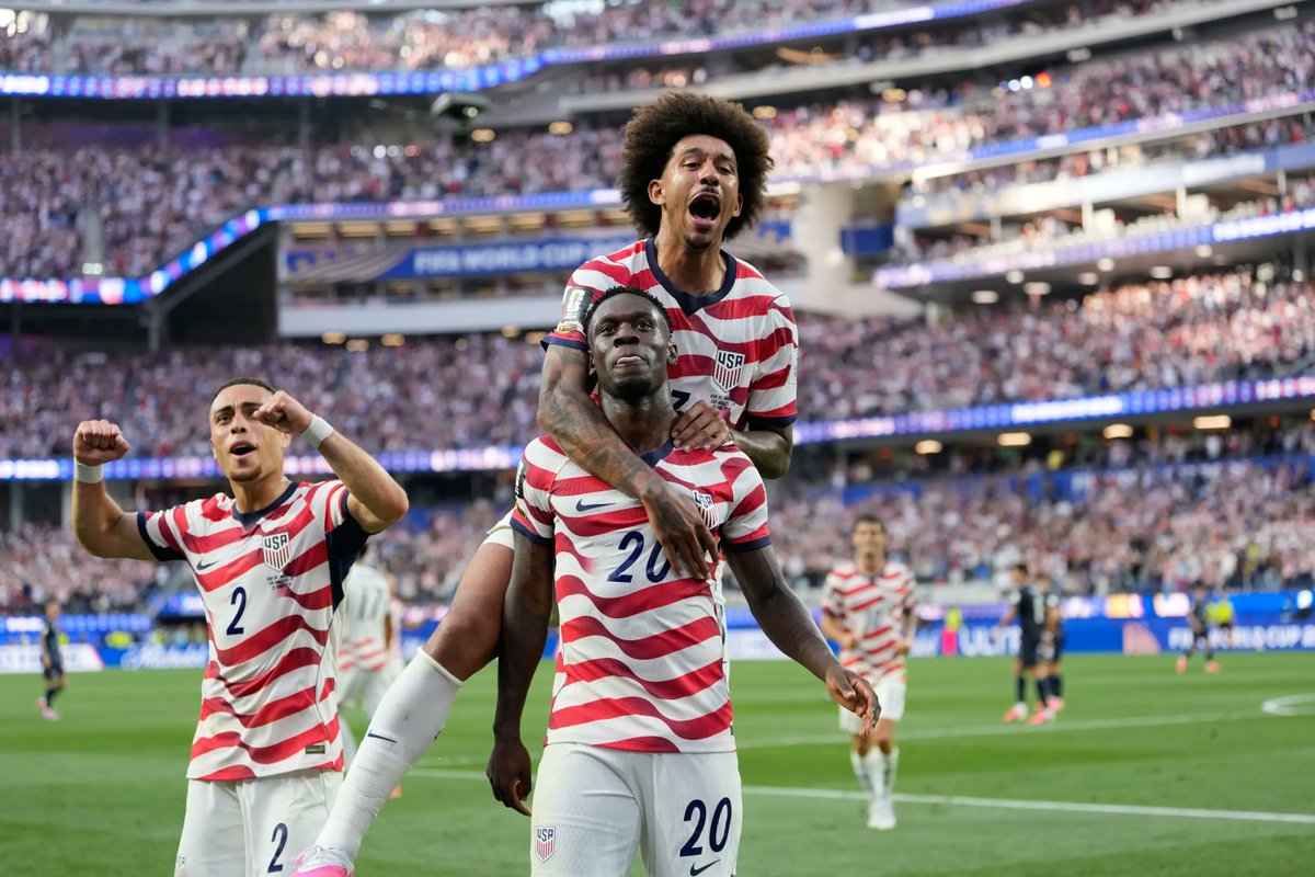 Underdog's tweet photo. WE DIDN'T NEED EXTRA TIME AGAINST PARAGUAY 🇺🇸🦅 https://t.co/xs8GXF7QAa