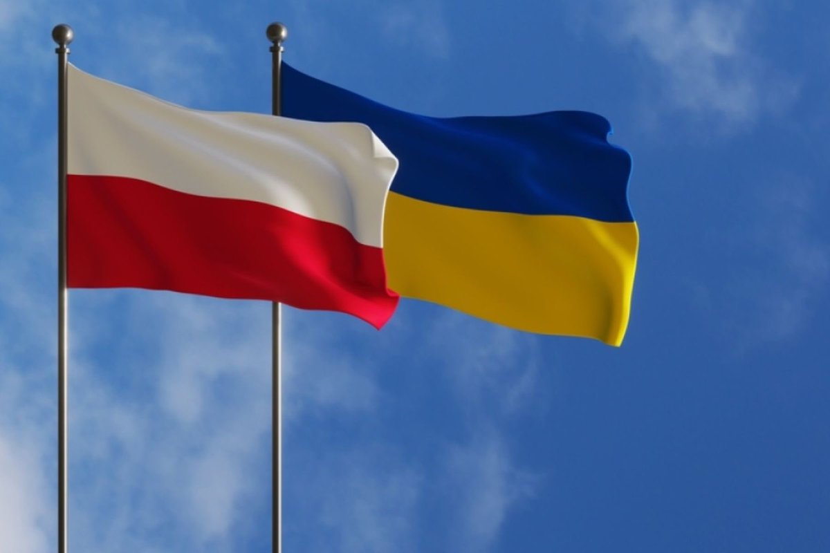 plzebala's tweet photo. Wspólny głos hierarchów Kościoła katolickiego w sprawie relacji polsko-ukraińskich

/po polsku, українською, italiano/

https://t.co/pKmkTDeHum https://t.co/ZOvfGfy9Hc